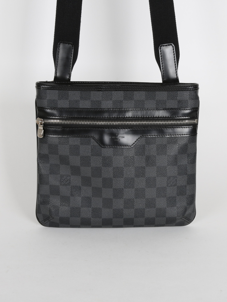 Louis Vuitton Damier Graphite Thomas Shoulder Bag Crossbody Men N58028 A2304