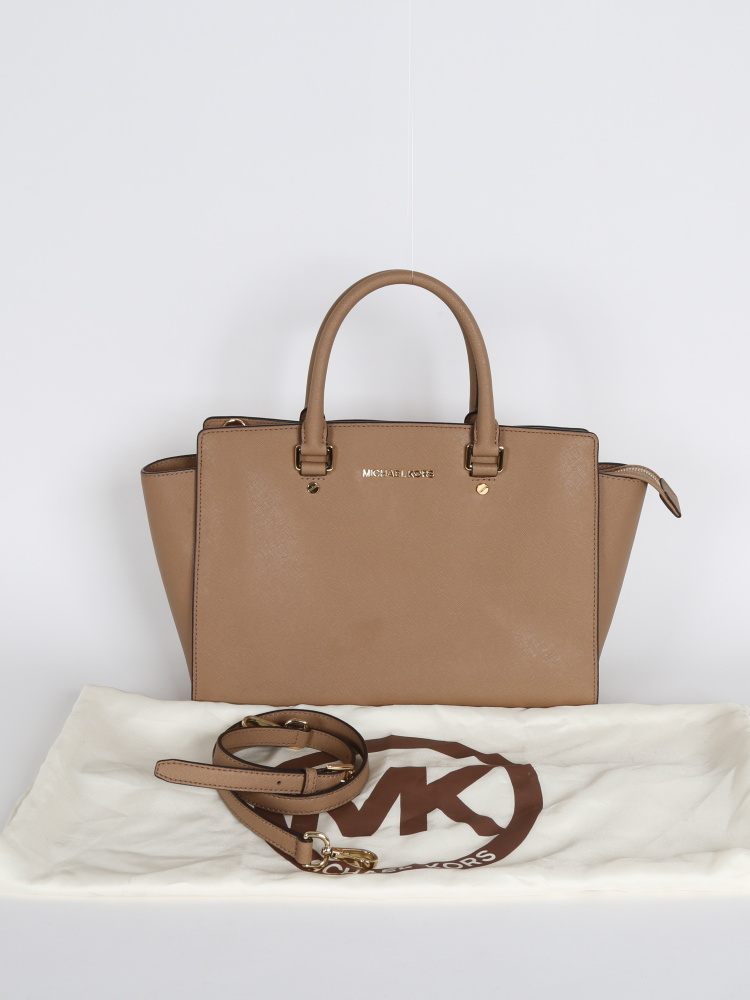 Michael Kors Selma Large Saffiano Dune www.luxurybags.eu