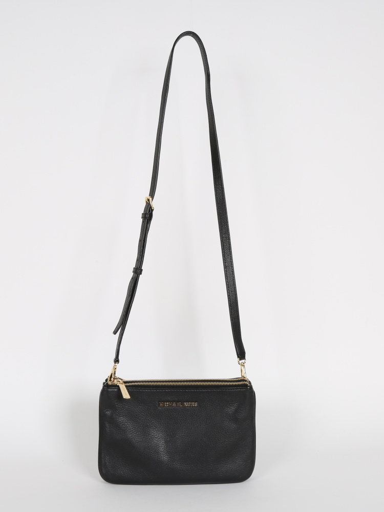 Michael Kors Bedford Gusset Small Leather Crossbody www.luxurybags.eu