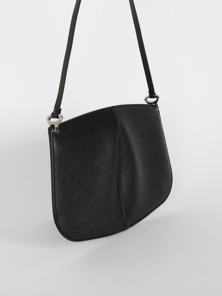 Louis Vuitton - Demi Lune Pochette Epi Leather Noir