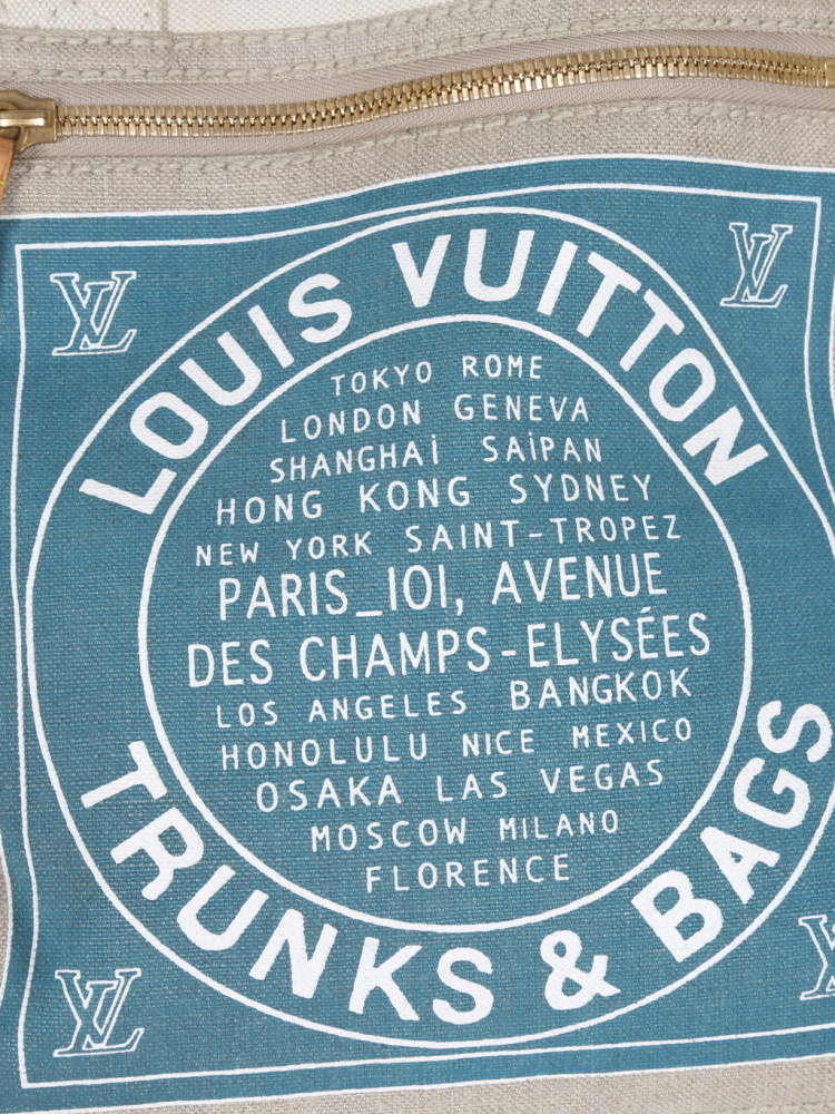 louis vuitton trunks and bags logo