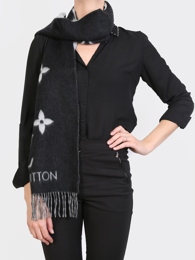 Reykjavik cashmere scarf Louis Vuitton Black in Cashmere - 28137349