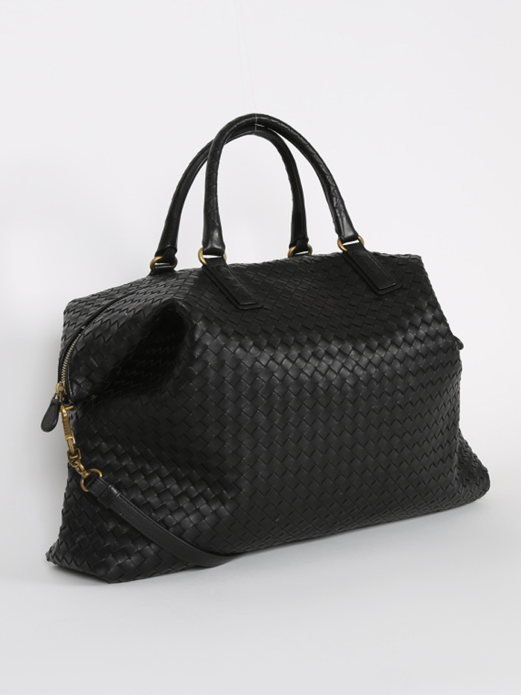 Bottega Veneta - Maxi Convertible Bag Intrecciato Nero | www 