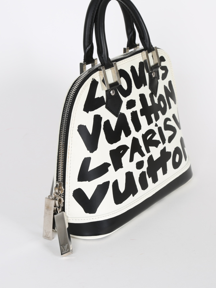 Louis Vuitton Graffiti Alma MM (SHG-30127) – LuxeDH