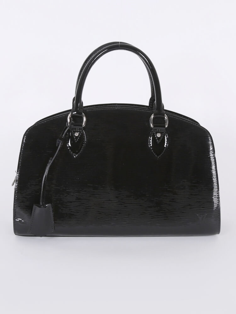 Louis Vuitton Pont Neuf Leather Handbag