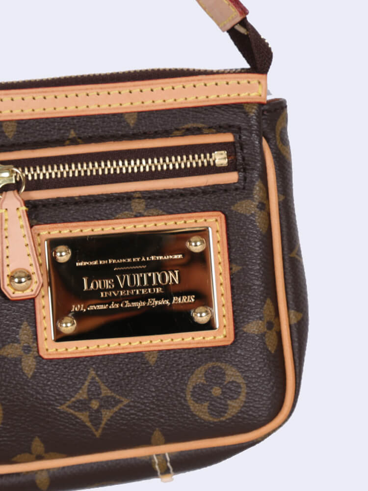Louis Vuitton - Monogram Rivets Accessory Pouch | www.luxurybags.eu