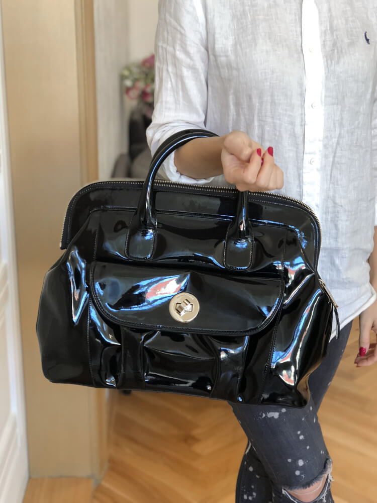 Emporio Armani Patent Leather Large Bag Black www.luxurybags.eu