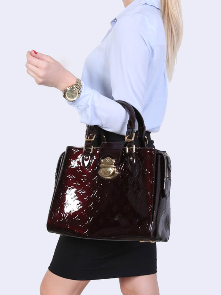 Melrose leather handbag Louis Vuitton Burgundy in Leather - 29308495