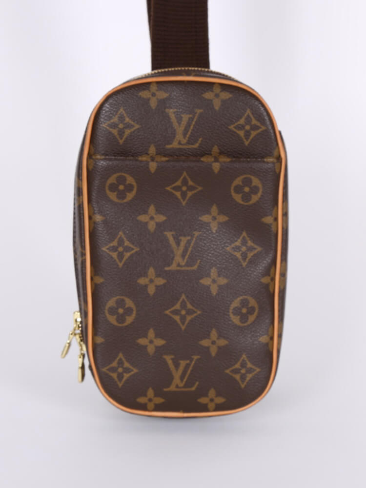 Louis Vuitton - Pochette Gange Monogram Canvas | www.luxurybags.eu