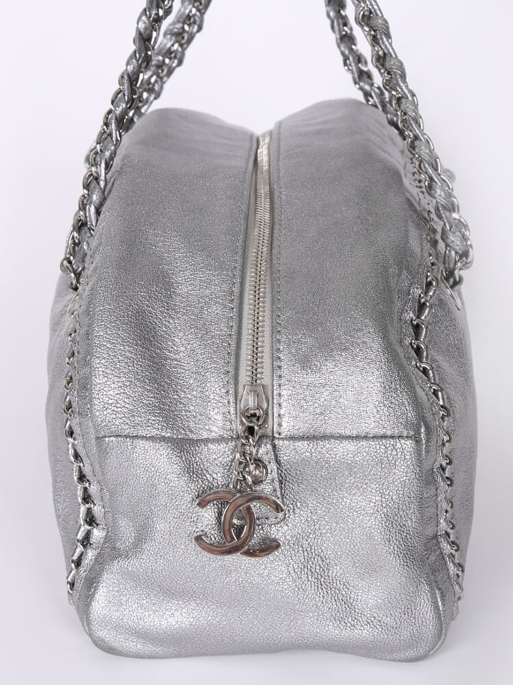 Chanel - Luxe Ligne Medium Bowler Bag Silver 