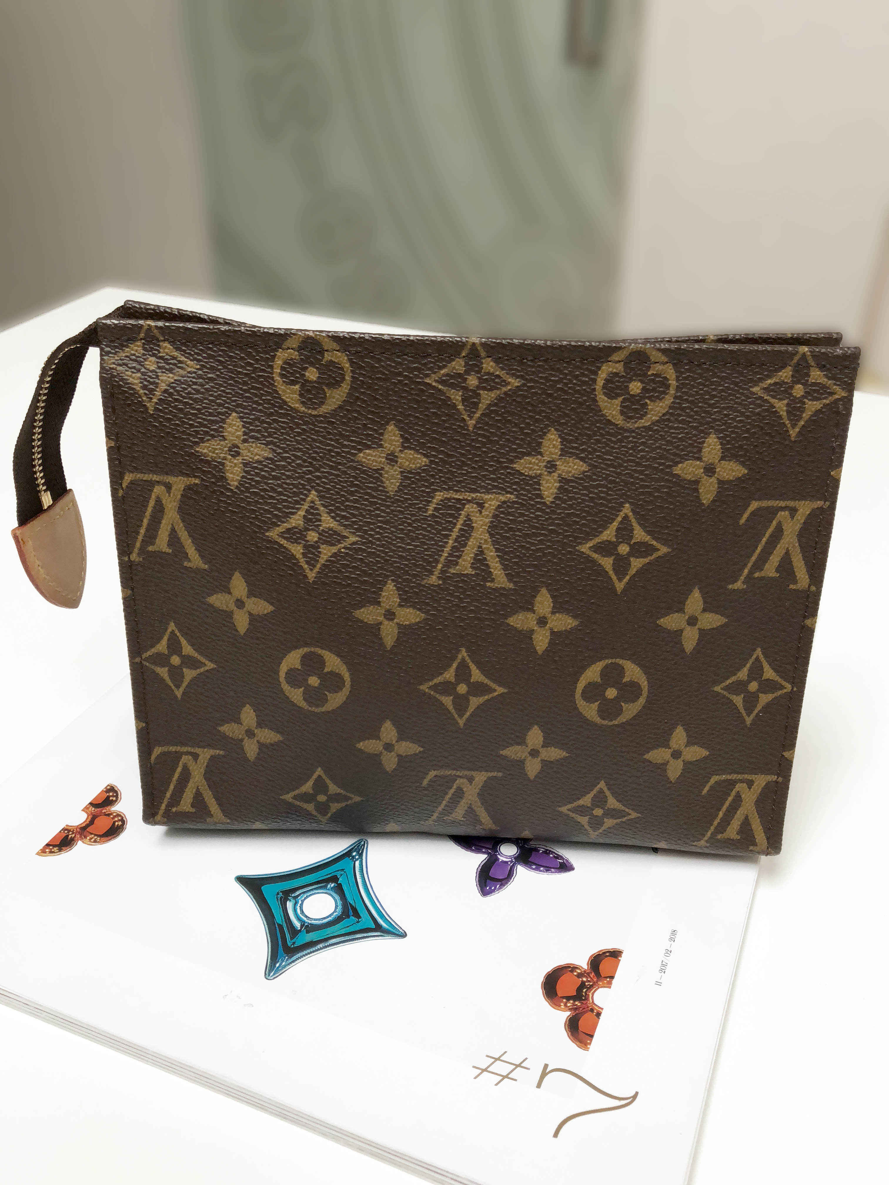 Louis Vuitton Monogram Canvas Toiletry Pouch 19 – STYLISHTOP