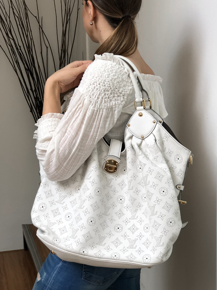 Louis Vuitton - Mahina L White