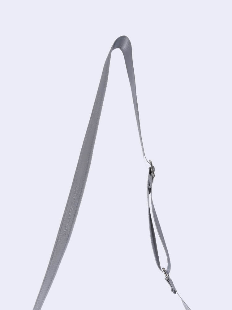 Louis Vuitton - Taiga Sasha Unisex M32630 - Messenger bag - Catawiki