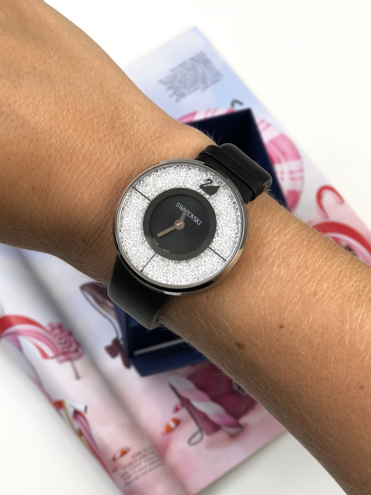 Swarovski Crystalline Pure Leather Watch Black www.luxurybags.eu