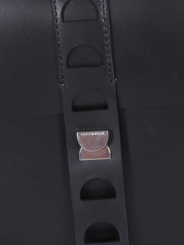 Coccinelle - Carousel Leather Crossbody Noir | www.luxurybags.eu