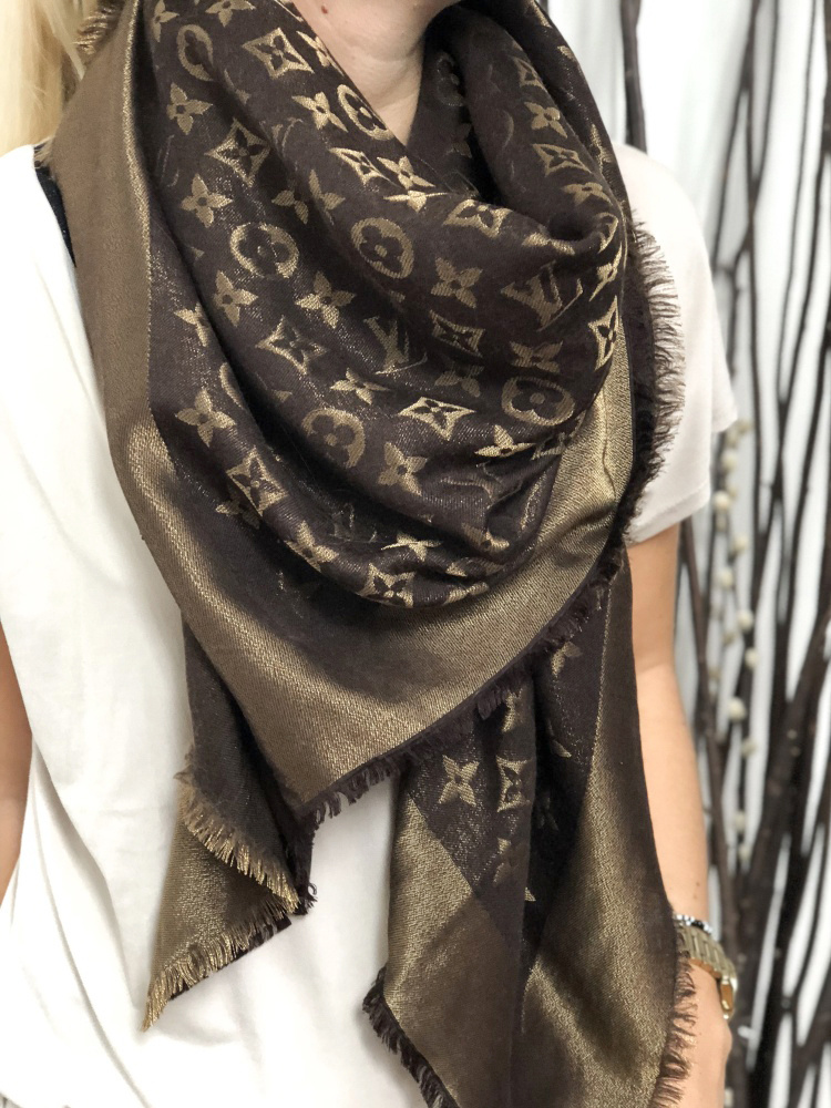 Louis Vuitton Brown Lurex Monogram Shine Shawl with Box rt. $675 For Sale  at 1stDibs