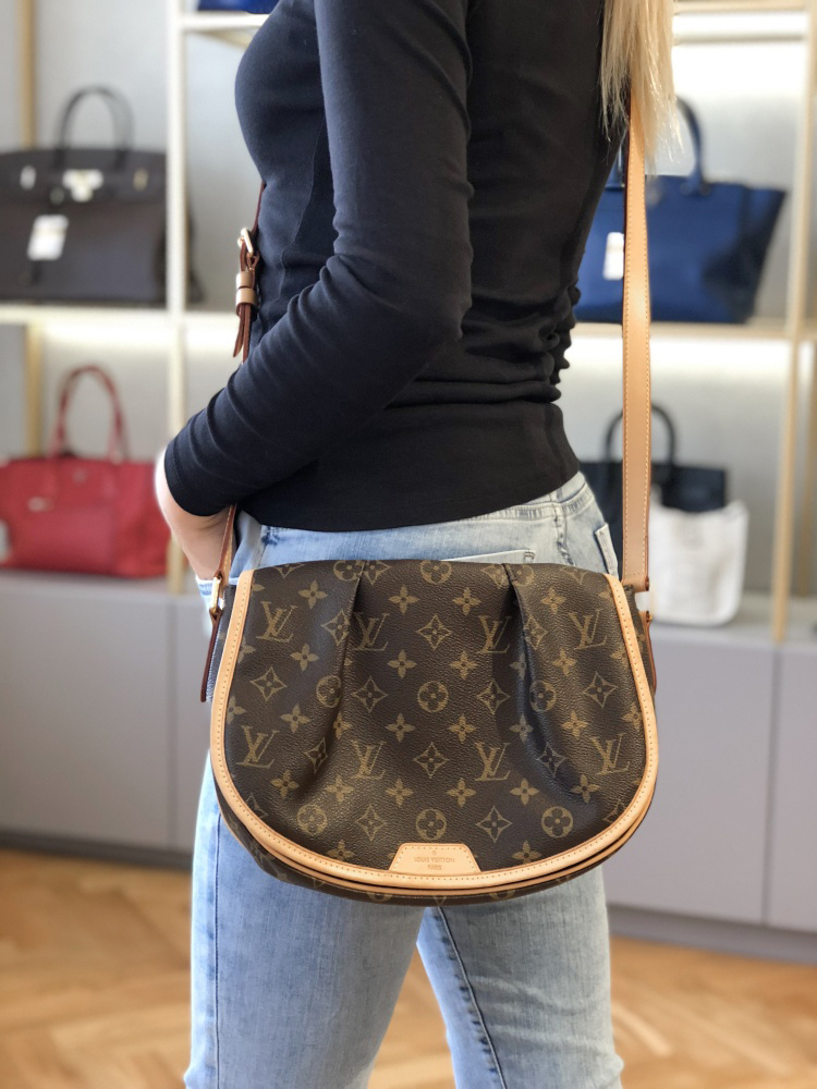 LOUIS VUITTON MENILMONTANT PM