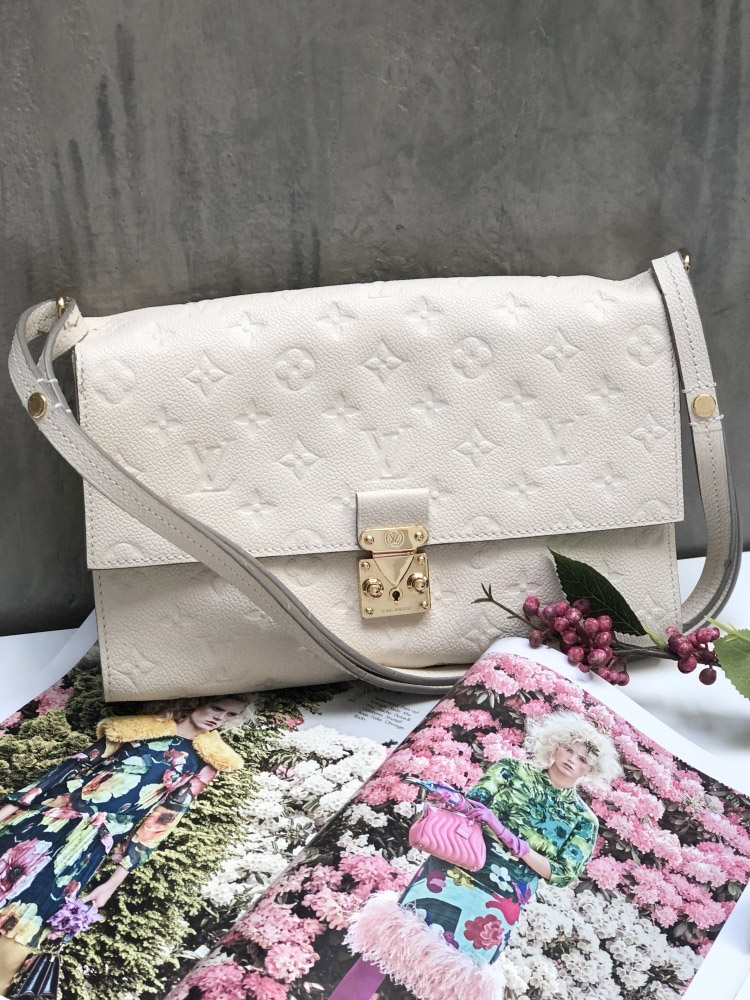 LOUIS VUITTON Empreinte Fascinante Neige 786700