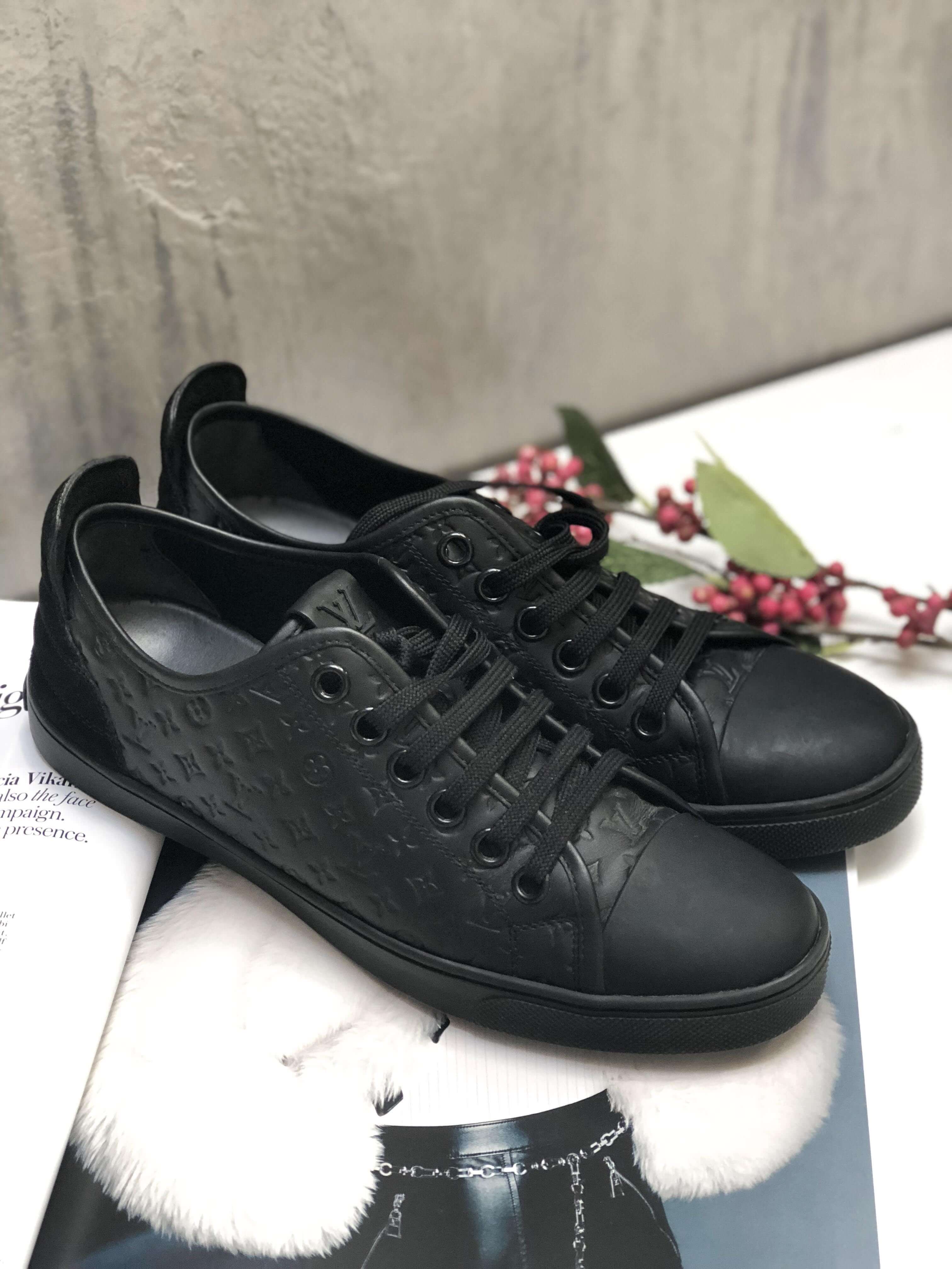 Louis Vuitton - Empreinte Leather Sneakers Black 38,5