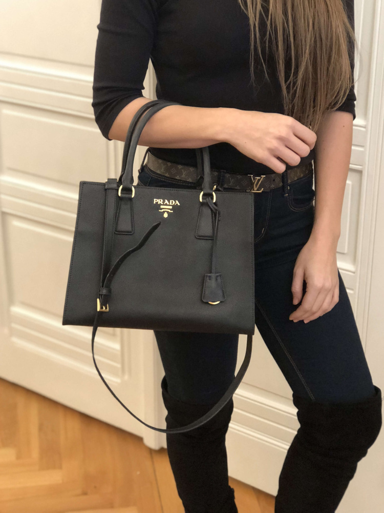 Prada - Saffiano Lux Tote Nero | www.luxurybags.eu