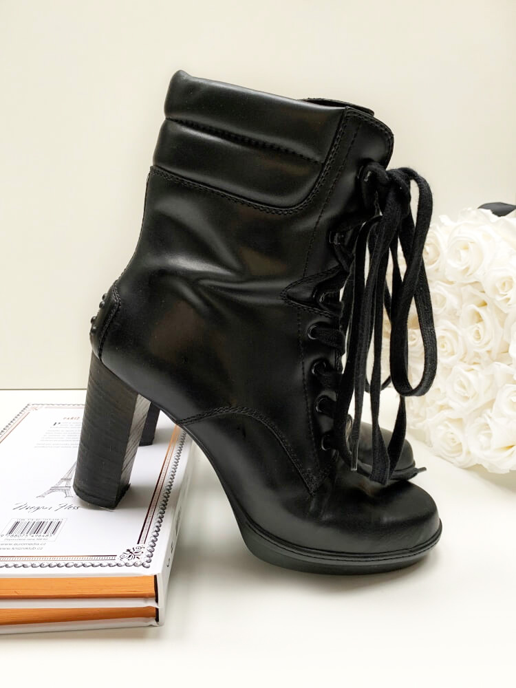 Tod\u2019s Lace-up Boots black-silver-colored athletic style Shoes High Boots Lace-up Boots Tod’s 