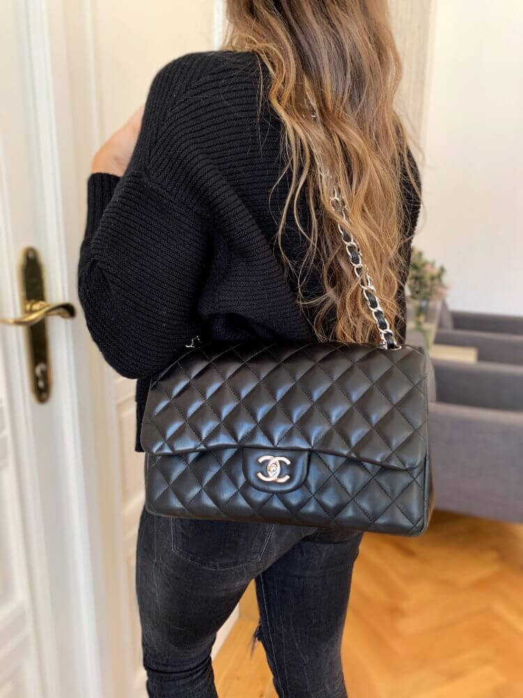 Chanel - Jumbo Double Flap Bag Lambskin Noir