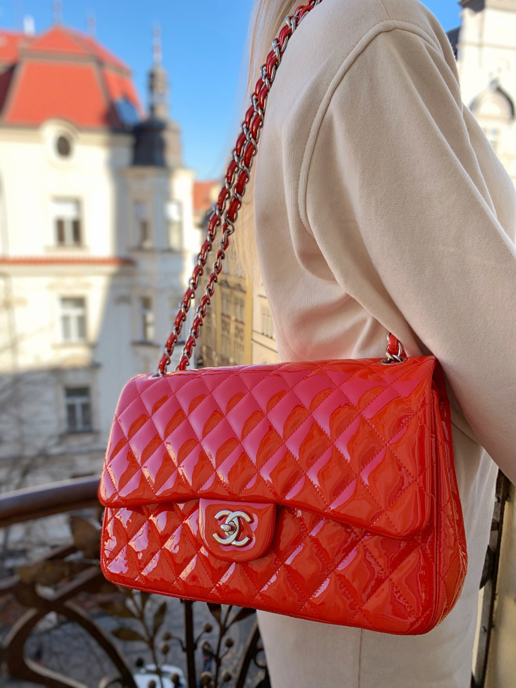Chanel - Jumbo Classic Double Flap Bag Patent Coral Red