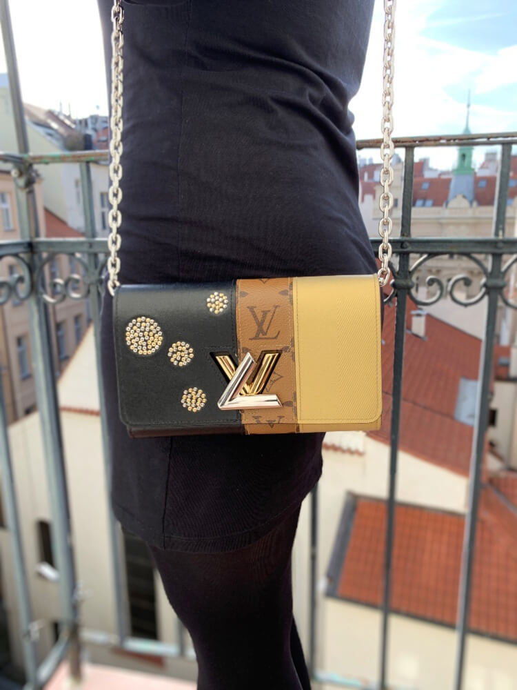 Louis Vuitton - Twist Fashion Show Monogram Reverse Wallet on