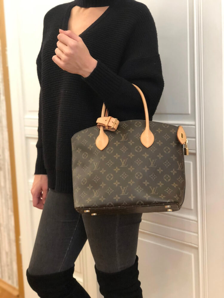 Louis Vuitton - Lockit PM Monogram Canvas www.luxurybags.eu