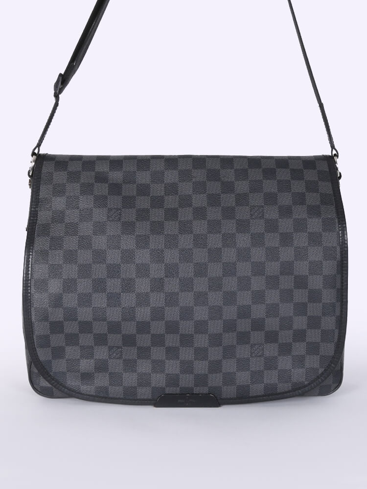 Louis Vuitton Daniel GM Damier Graphite Schoudertas incl. Bon in Goede  Staat - Used Products Heerhugowaard