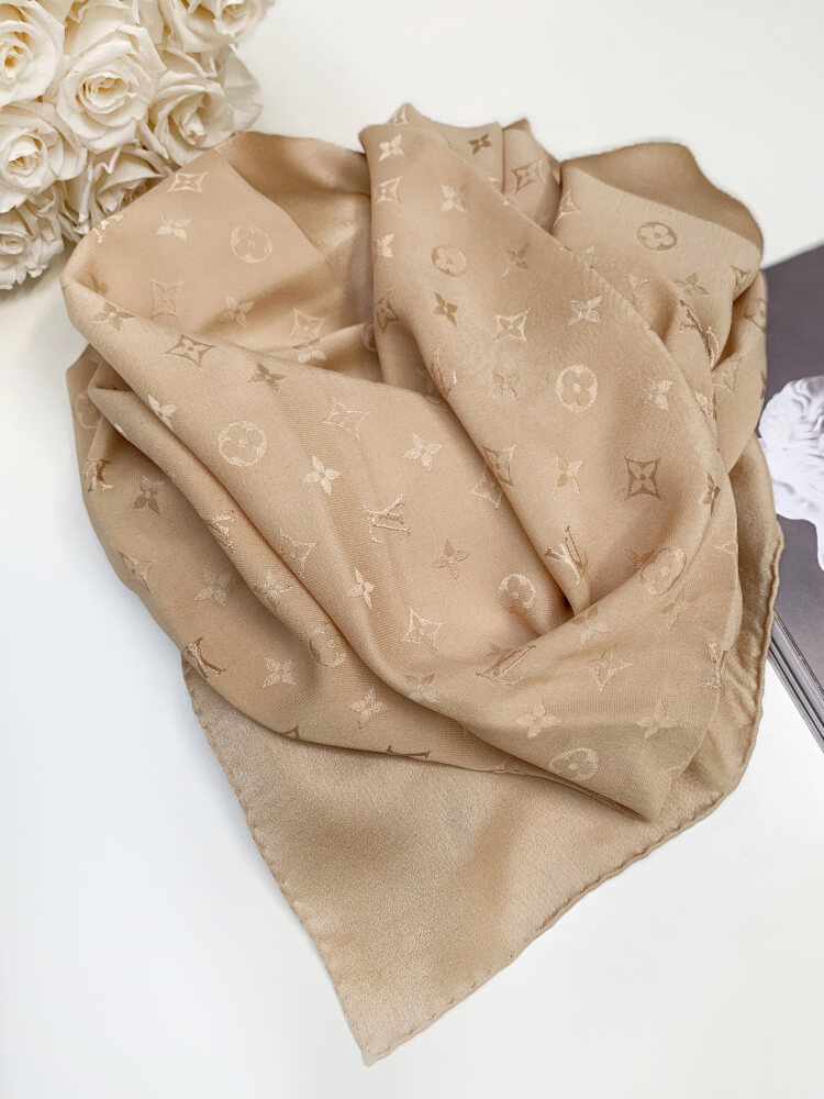 Louis Vuitton Carre Pop Lv Beige Scarf.