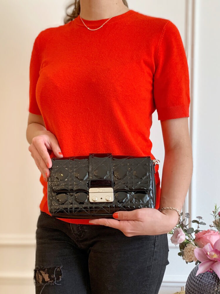 Dior new 2025 lock pouch bag