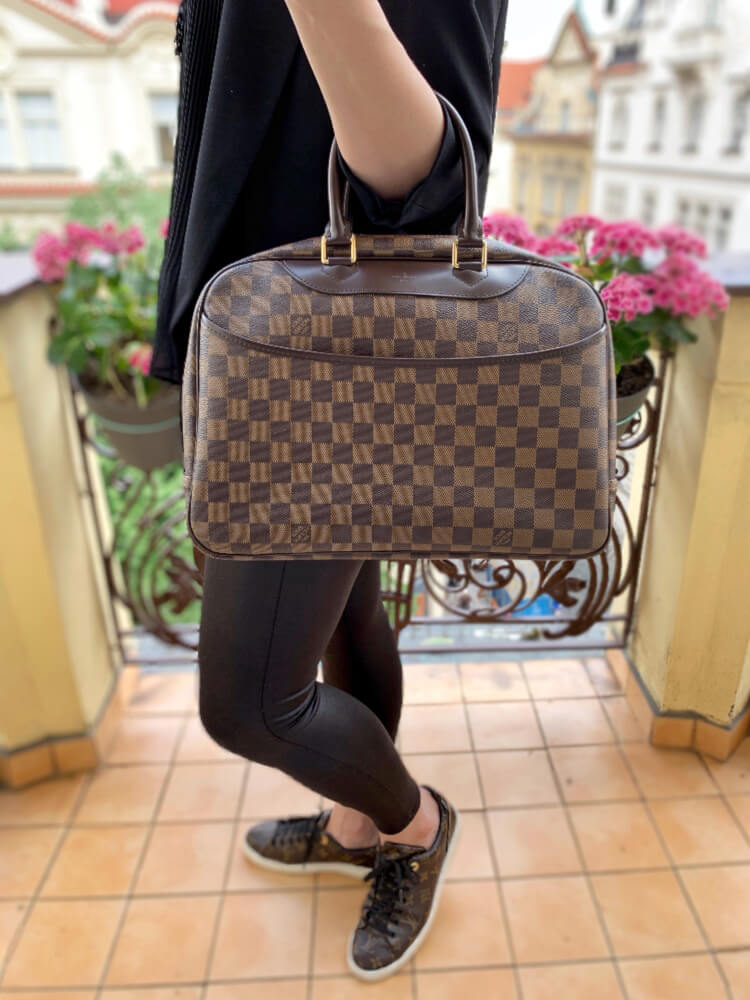 Louis Vuitton - Deauville Damier Ebene www.luxurybags.eu