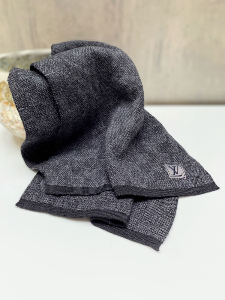 Louis Vuitton Black/Grey Wool Petit Damier Scarf
