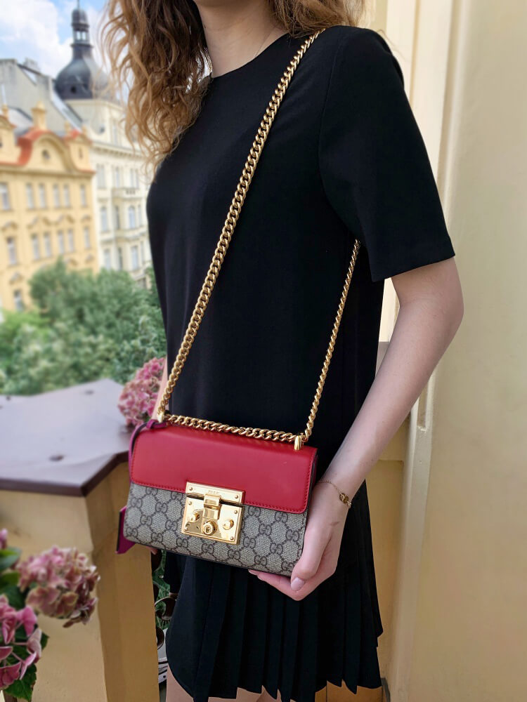 Gucci Red Leather Small Dollar Interlocking Chain Bag ref.683372 - Joli  Closet