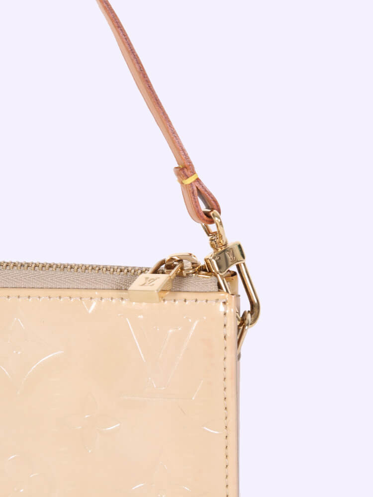 Louis Vuitton Vernis Lexington Pochette Beige 328000