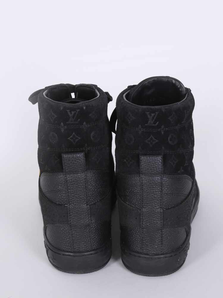 Louis Vuitton - Cliff Monogram Leather High Top Wedge Sneakers Noir 36
