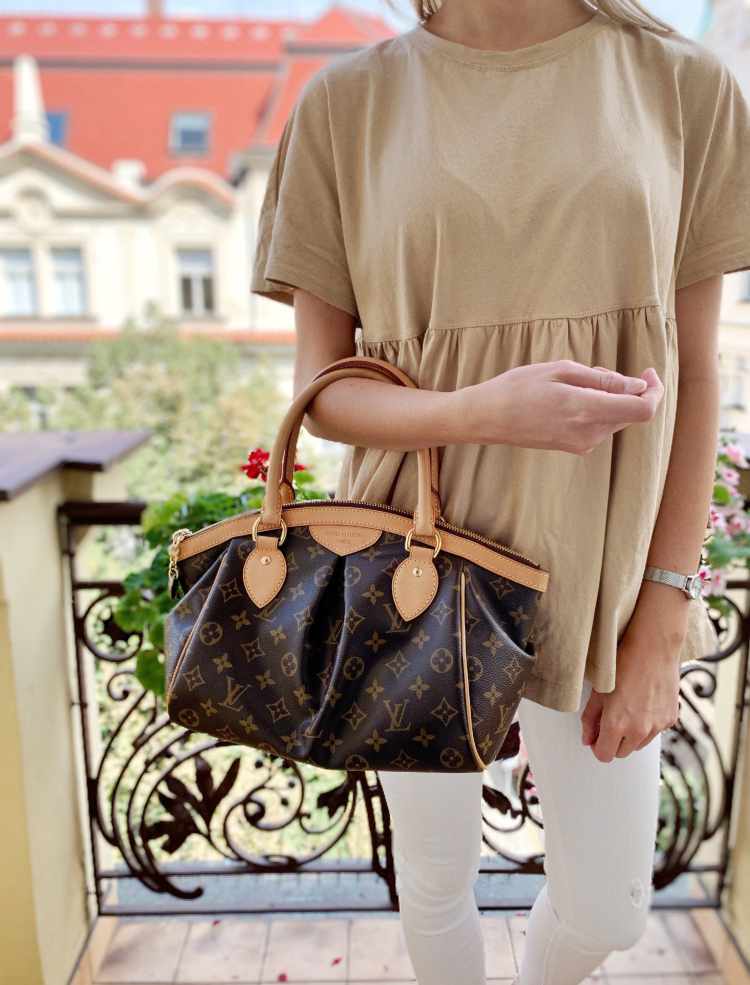 Vuitton - Tivoli PM Monogram Canvas www.luxurybags.eu