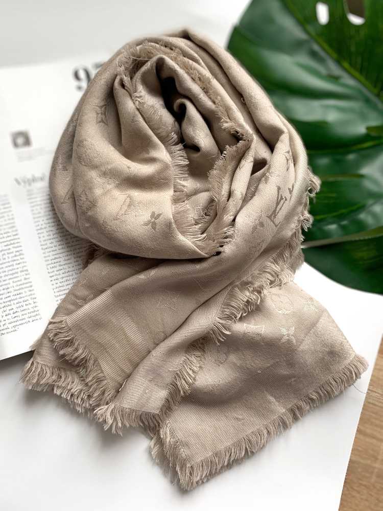 Louis vuitton monogram shawl sales greige