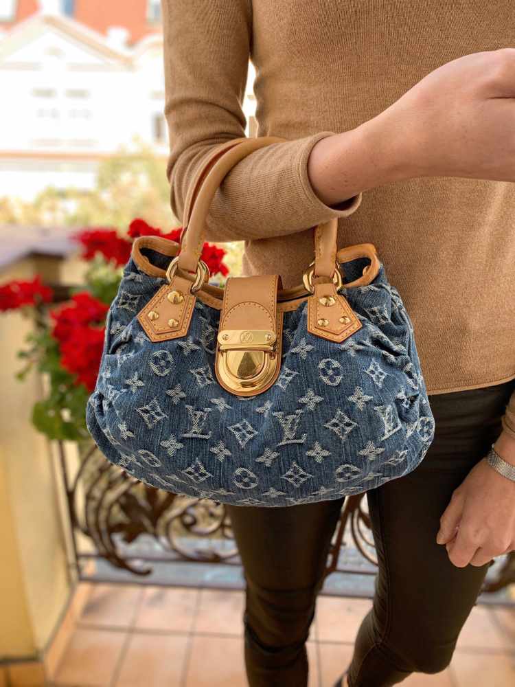 Louis Vuitton Pleaty Monogram Denim Bag | www.luxurybags.eu