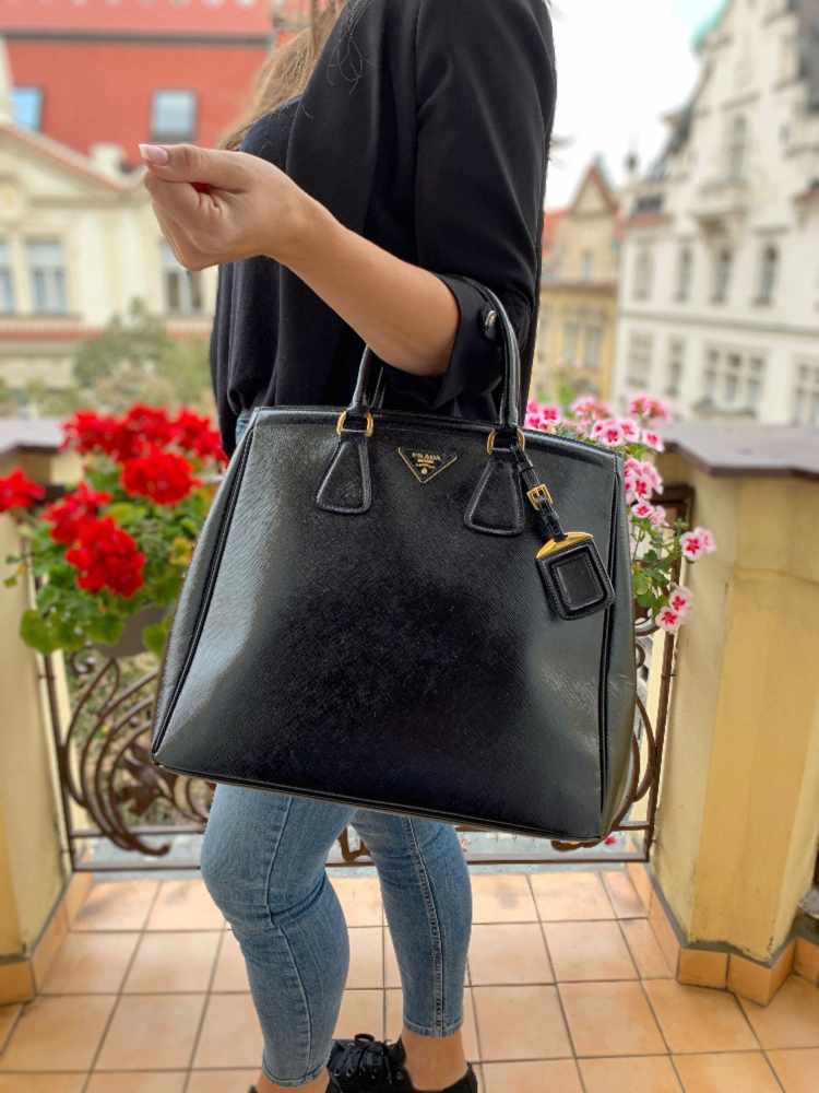 Prada Shopping Saffiano Vernice Nero Tote Prada