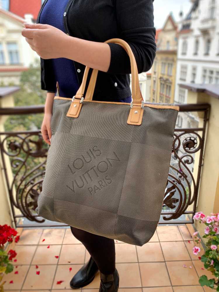 Louis Vuitton - Cougar Damier Géant Canvas Shopper Terre