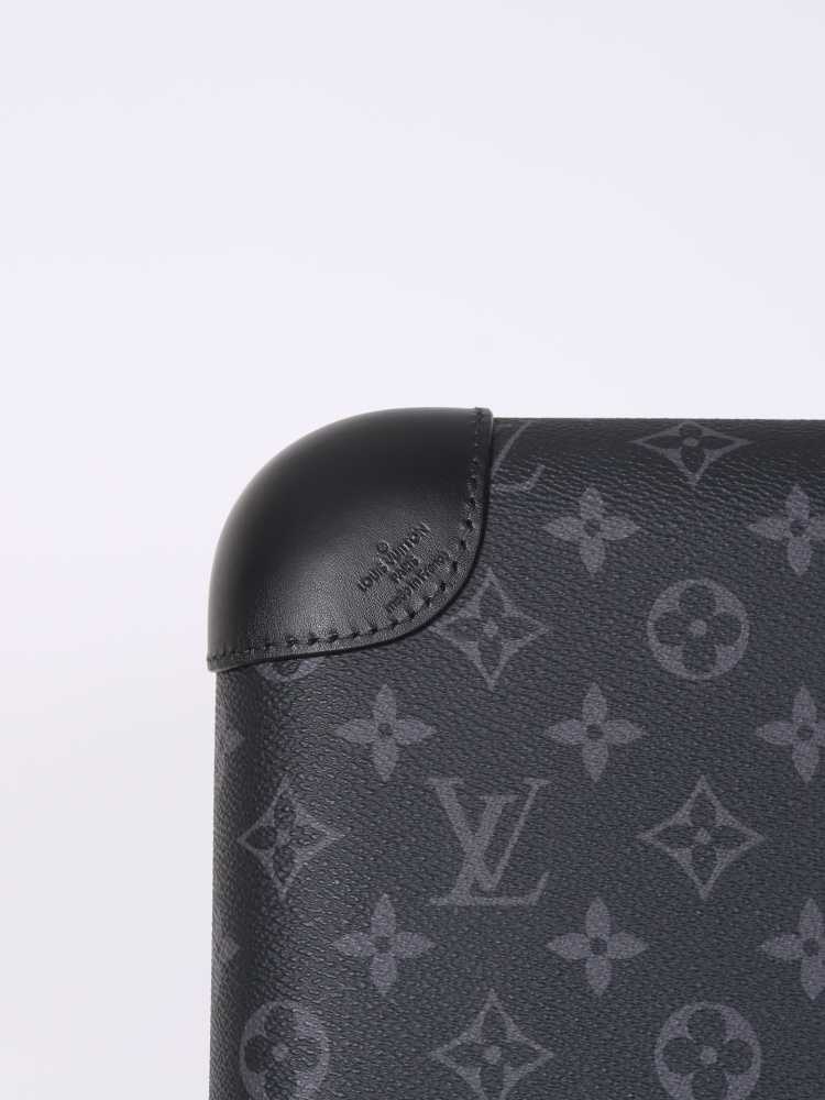 Louis Vuitton Horizon Luggage Monogram Eclipse Canvas 70 at 1stDibs  louis vuitton  horizon 70, horizon 70 louis vuitton, lv horizon 70 price