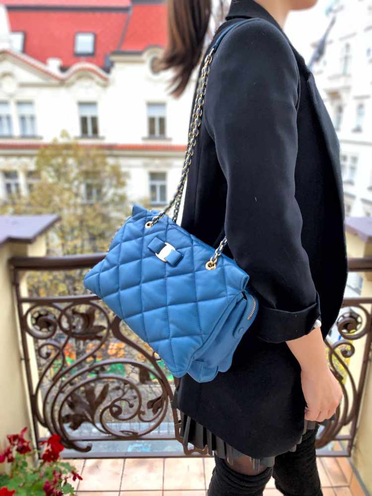 Salvatore ferragamo blue bag deals
