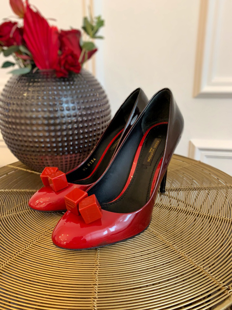 Louis Vuitton Gossip Ombre Pumps in Red Patent Leather ref.576214