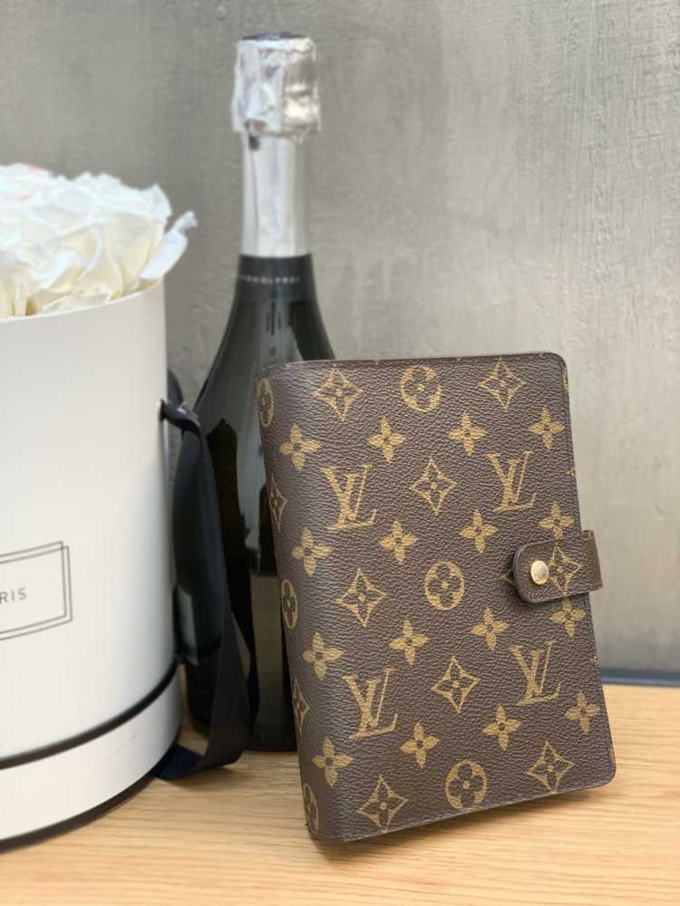 Louis Vuitton Agenda MM in Macassar canvas SP4100