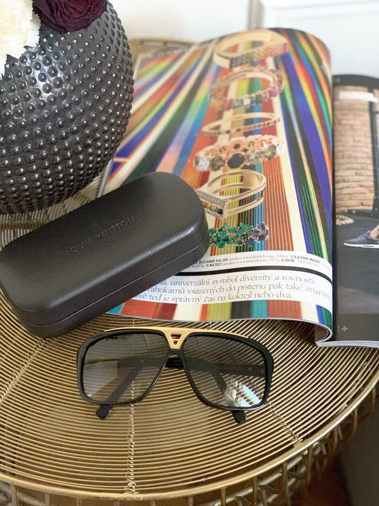 Lv evidence sunglasses real or fake? Please help!