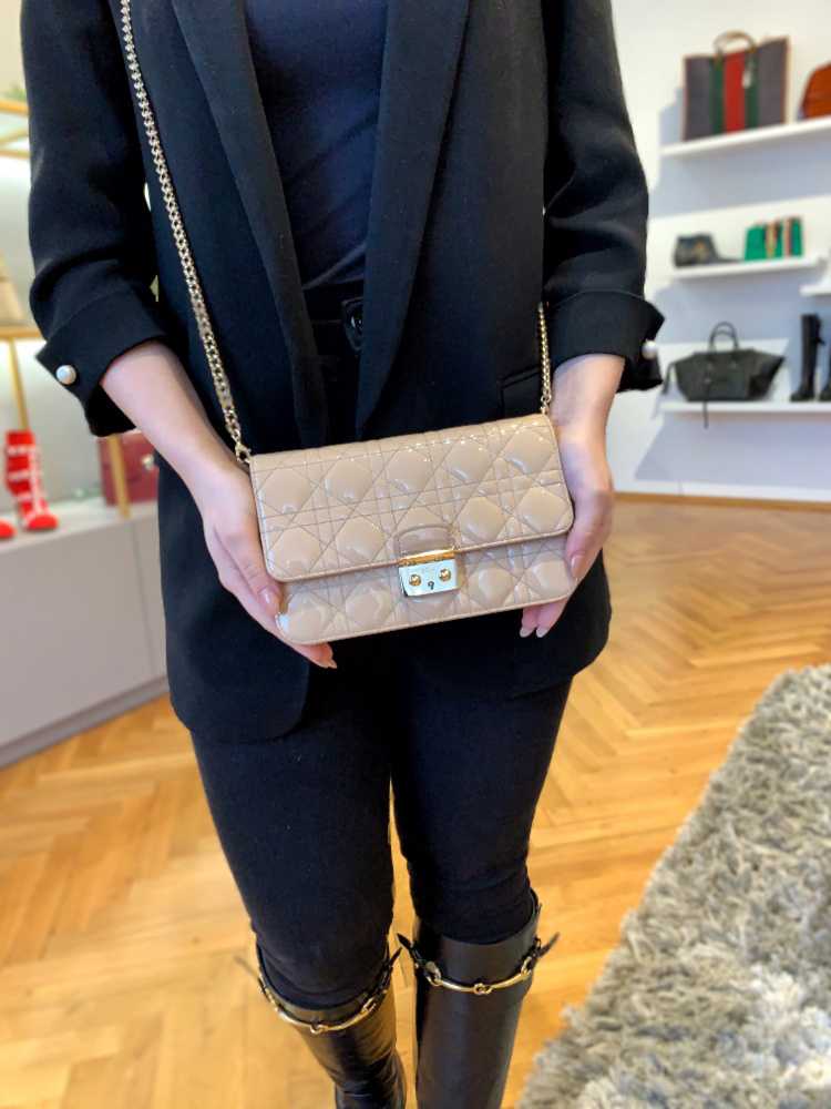Dior Miss Dior Promenade Cannage Crossbody Clutch Beige www.luxurybags.eu