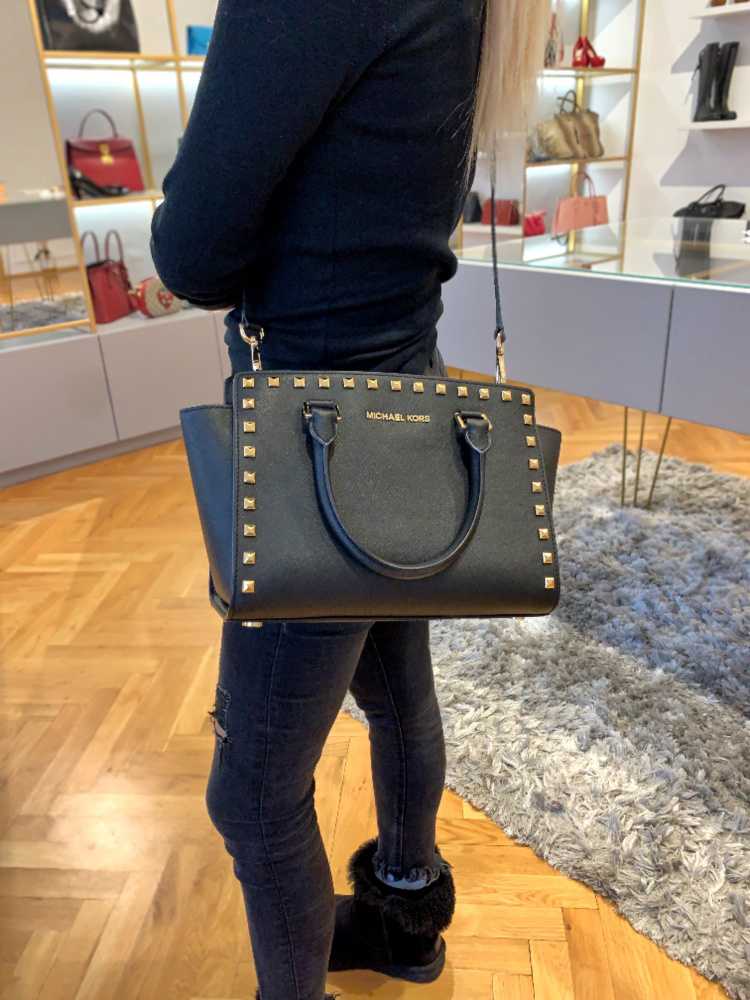 michael kors selma bag black