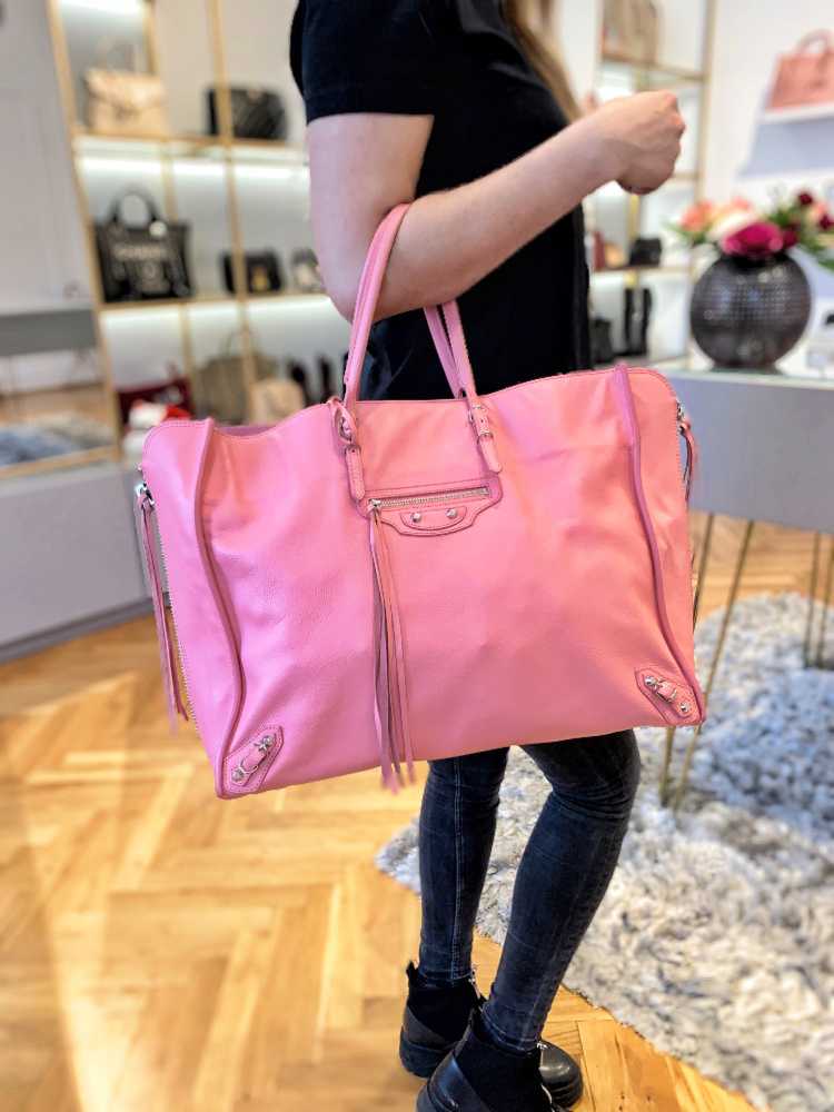 balenciaga papier bag